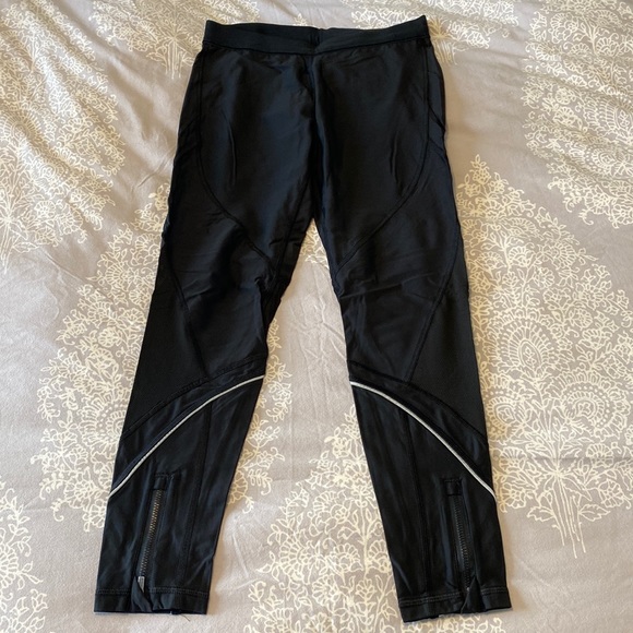 Victoria’s Secret SPORT Tights - Picture 2 of 6